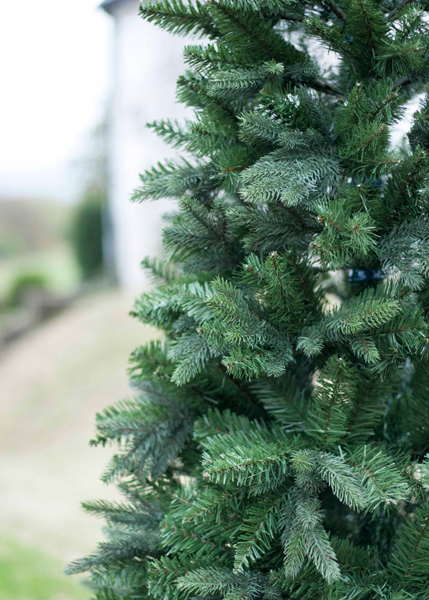 buy pre lit stratton pine artificial christmas tree buy pre lit stratton pine artificial christmas tree