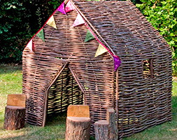 Hazel den Hazel den